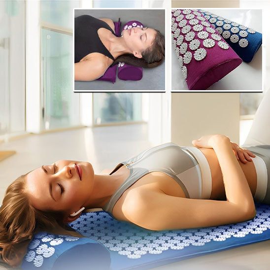 tapis acupression femme allongee sol