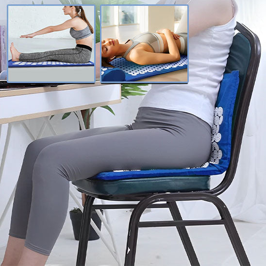 tapis acupression femme assise chaise